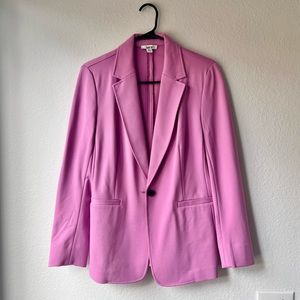 Pink blazer 💖